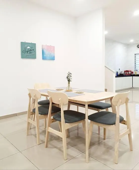 Jovial Cozy&Stylish 2Storyhouse 4Room@Bmjuru Bukit Mertajam