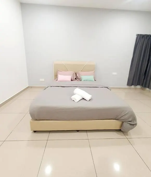 Дом отдыха Jovial Cozy&Stylish 2Storyhouse 4Room@Bmjuru Букит-Мертаджам