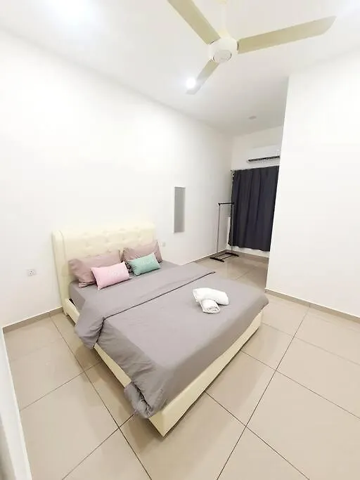 Дом отдыха Jovial Cozy&Stylish 2Storyhouse 4Room@Bmjuru Букит-Мертаджам Малайзия